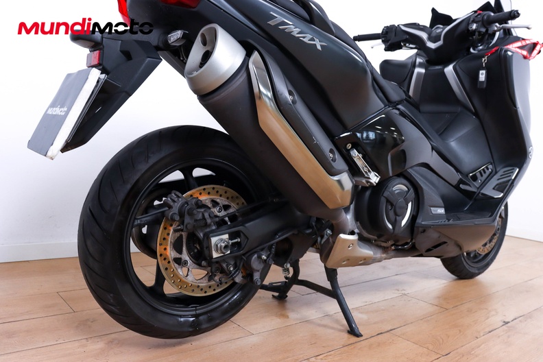 Motorbike image 3