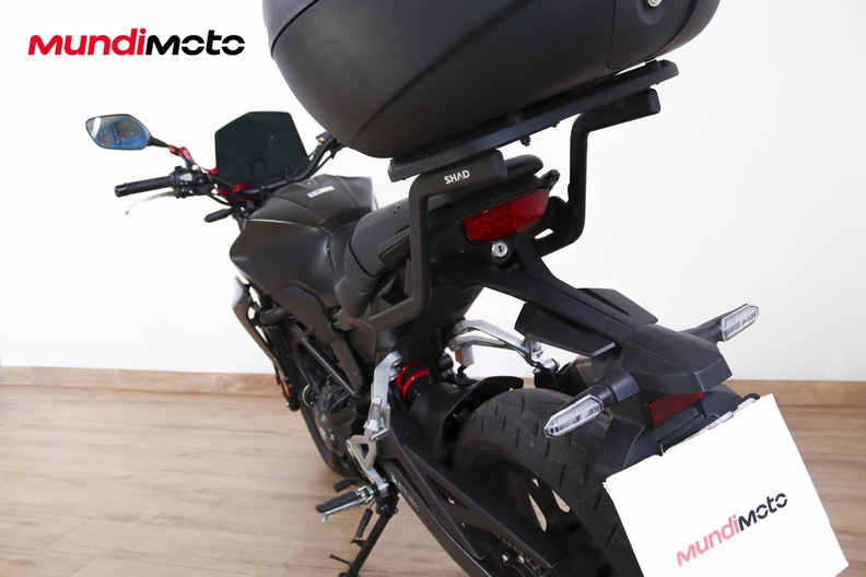 Motorbike image 9