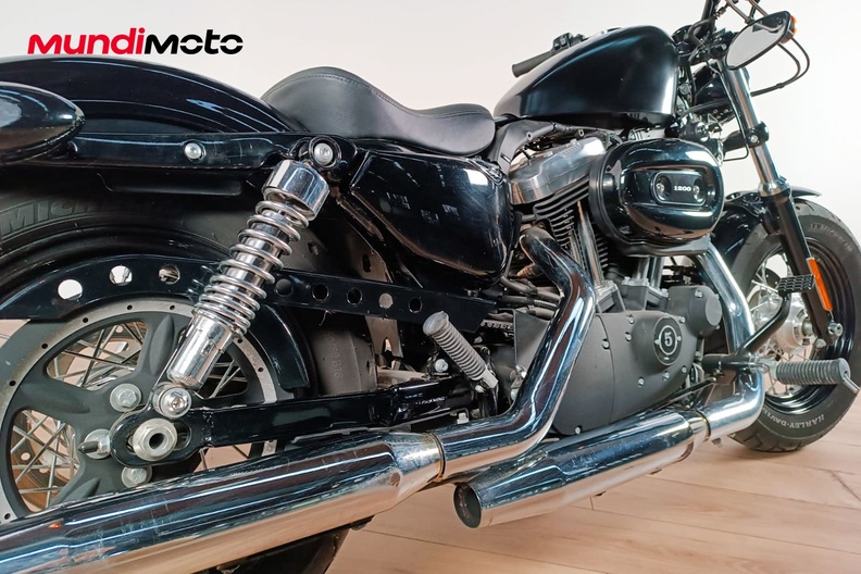 Motorbike image 3