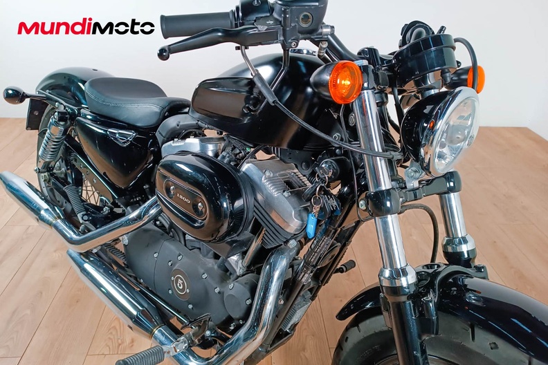 Motorbike image 4
