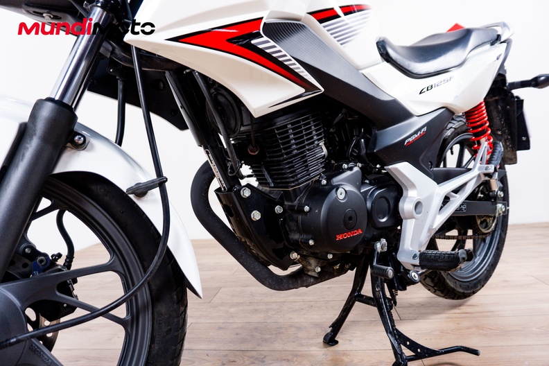 Motorbike image 9