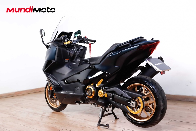 Motorbike image 6