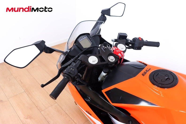 Motorbike image 10