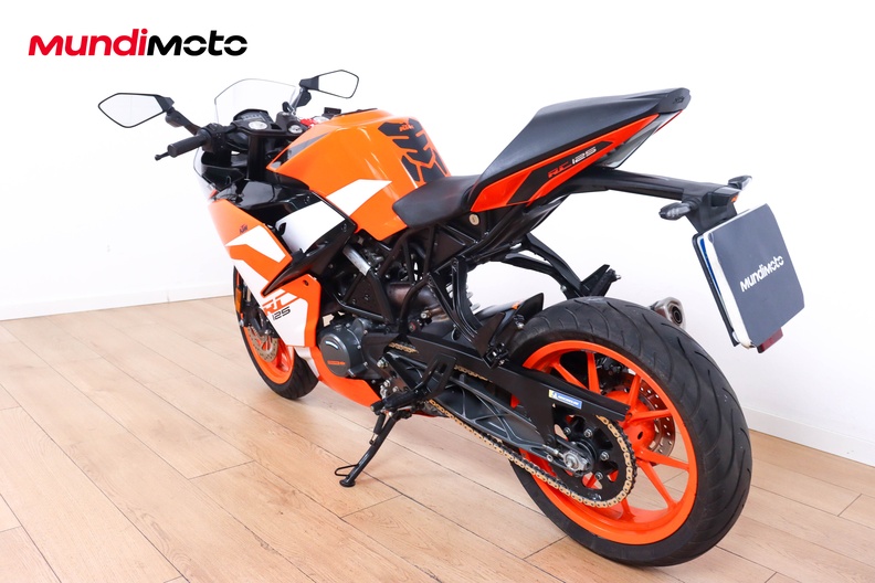 Motorbike image 6