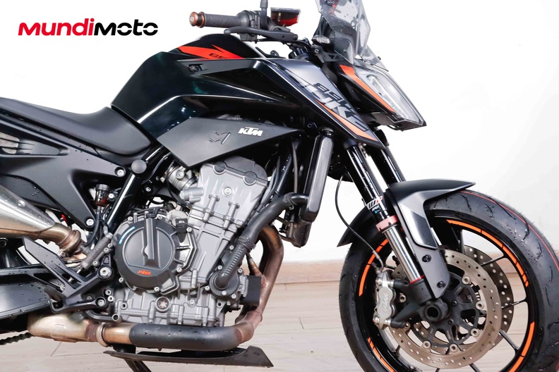Motorbike image 12