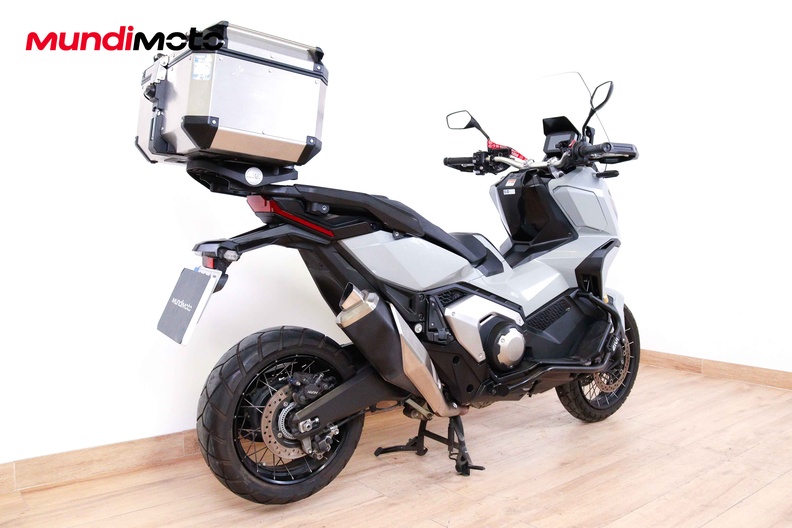 Motorbike image 2