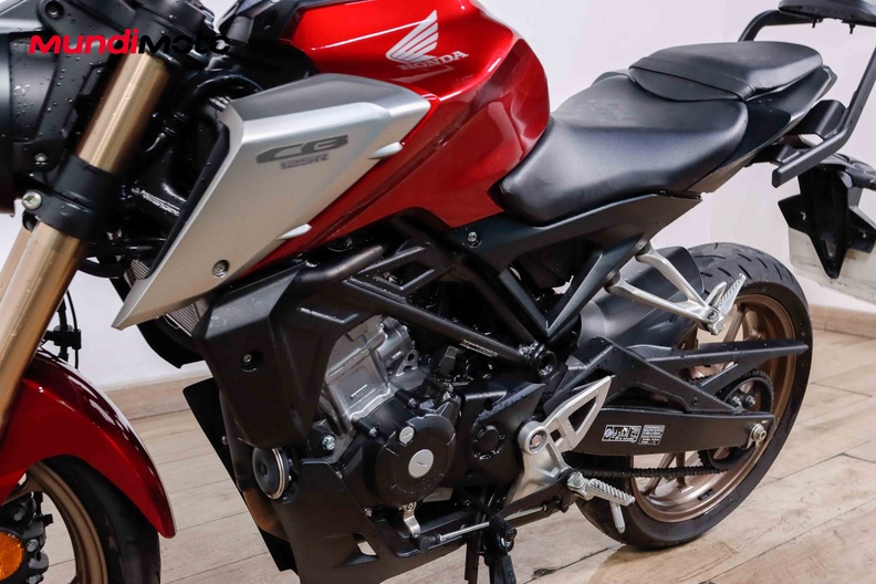 Motorbike image 9