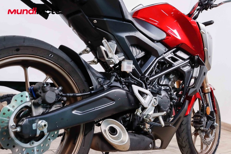 Motorbike image 3