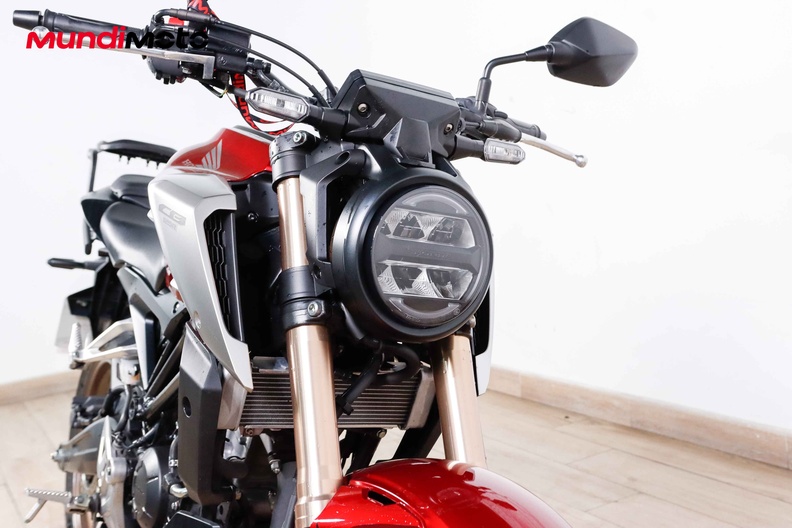 Motorbike image 4