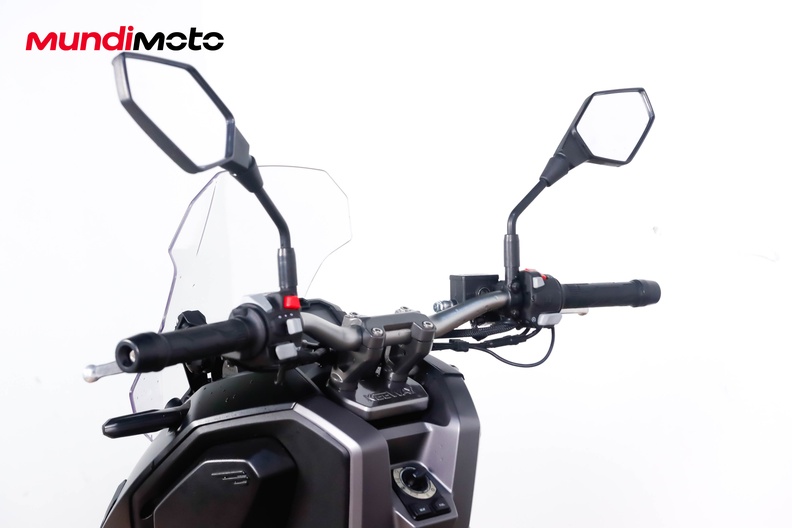 Motorbike image 10