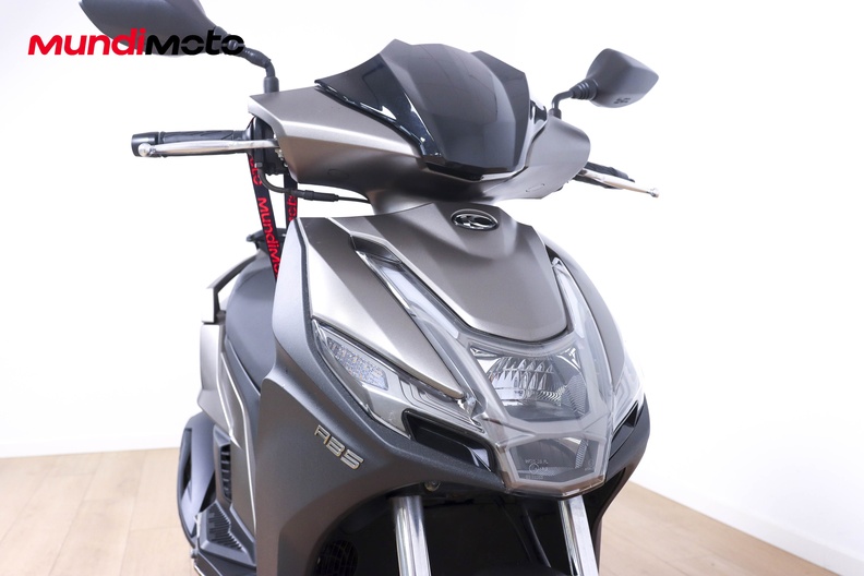 Motorbike image 4