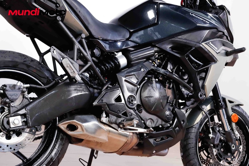 Motorbike image 3