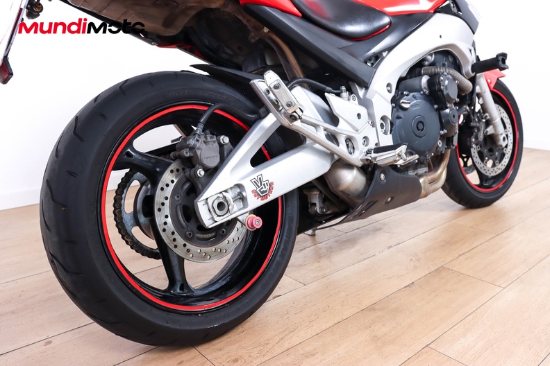 Motorbike image 3
