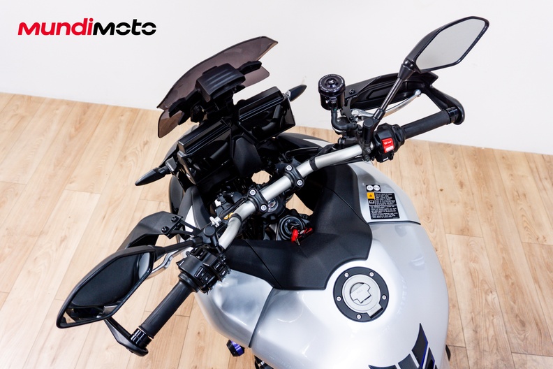 Motorbike image 10