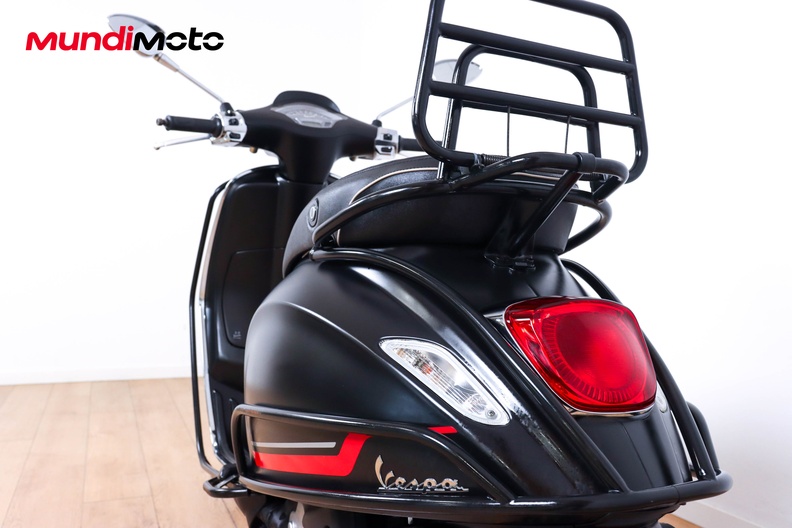 Motorbike image 9