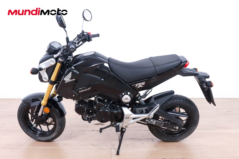 Motorbike image 5