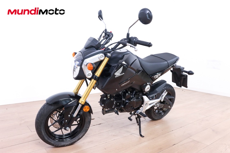 Motorbike image 6