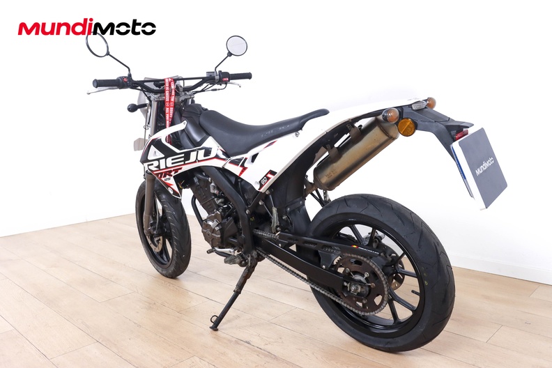 Motorbike image 6