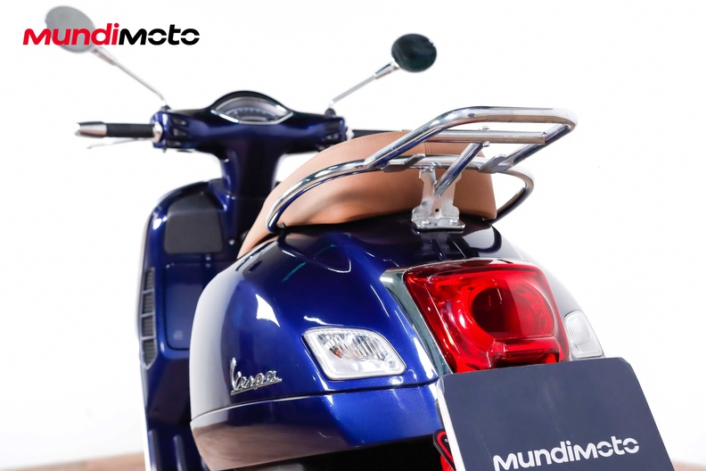 Motorbike image 9