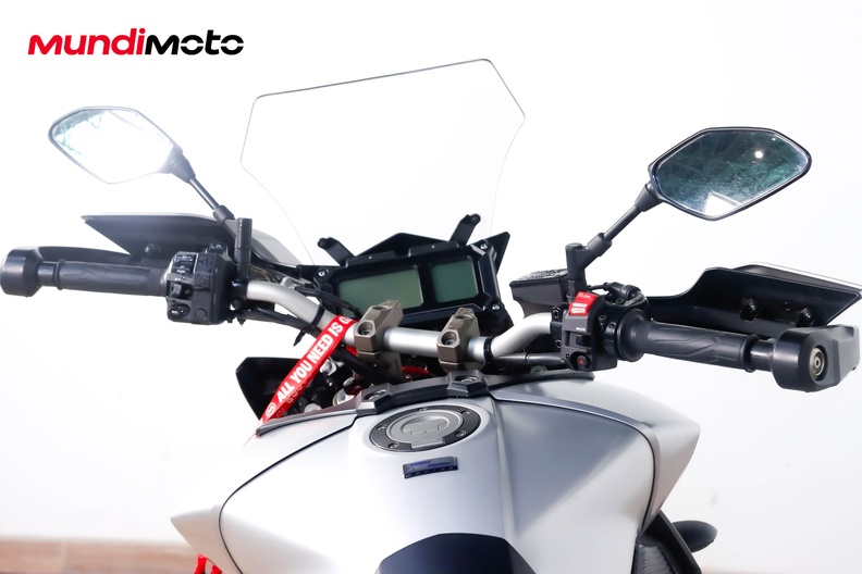 Motorbike image 10