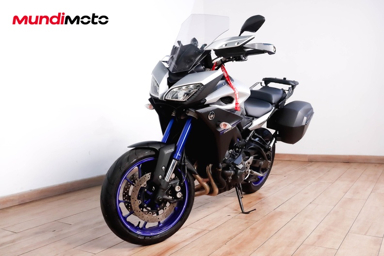 Motorbike image 7