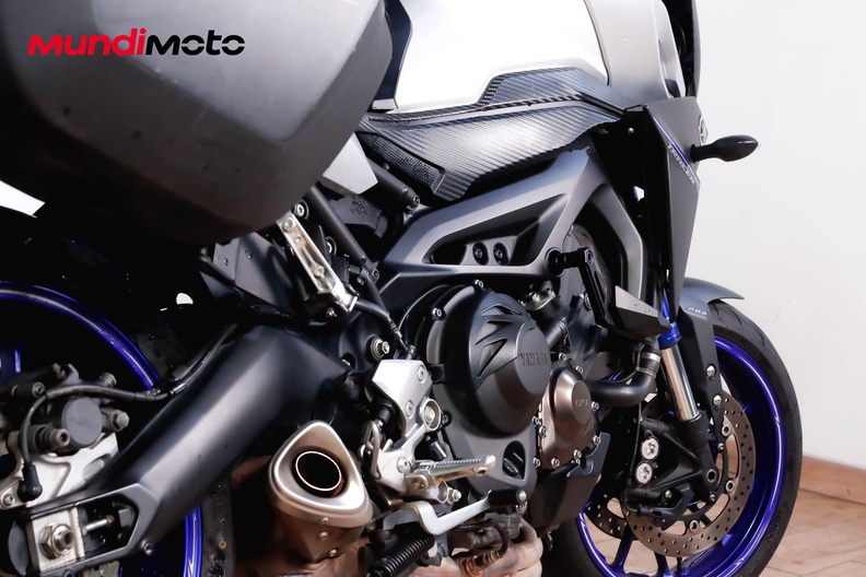 Motorbike image 3