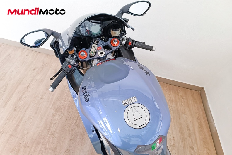 Motorbike image 10