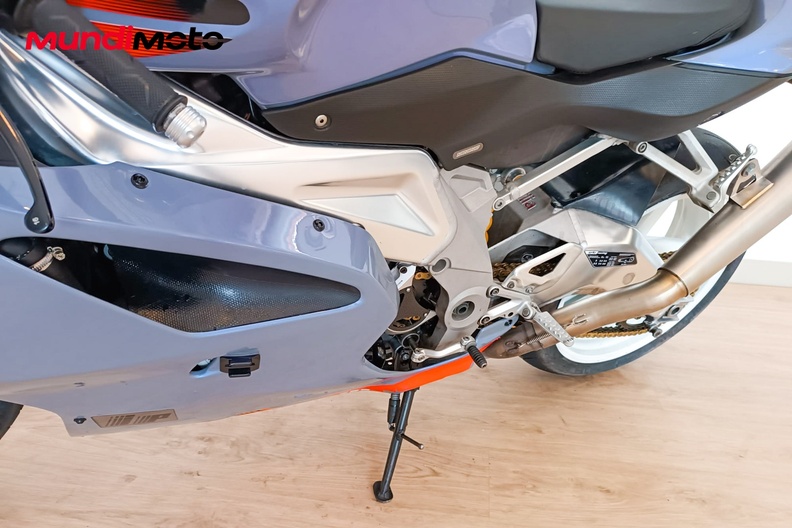 Motorbike image 9