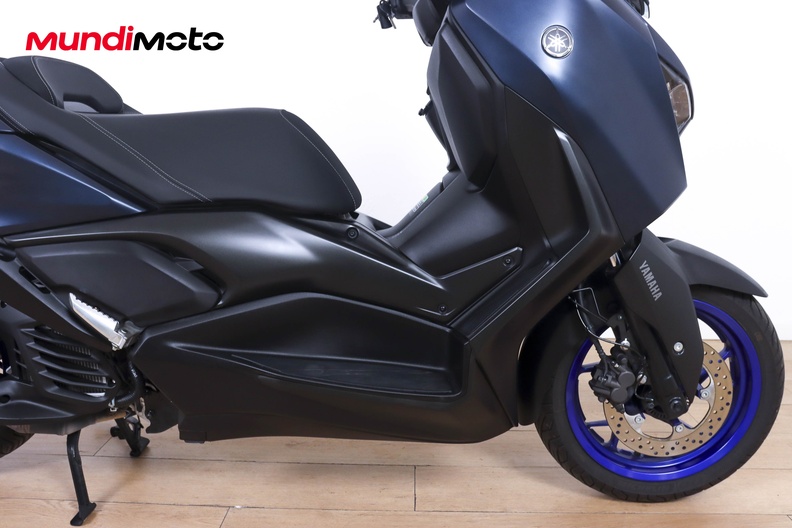 Motorbike image 13