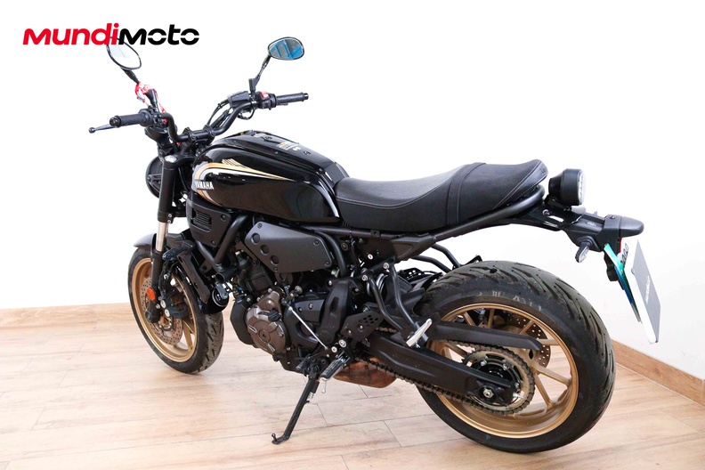 Motorbike image 6