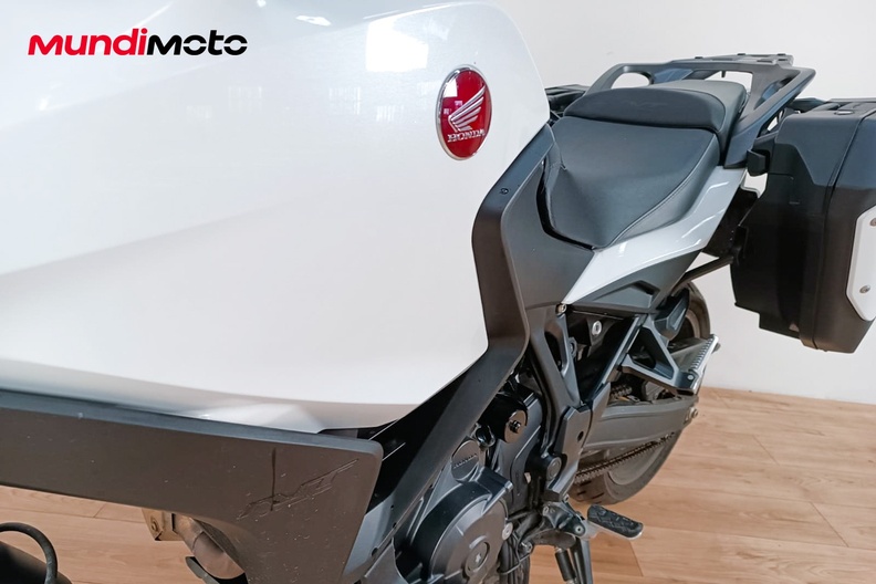 Motorbike image 9