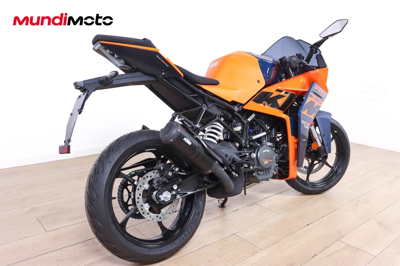 Motorbike image 2