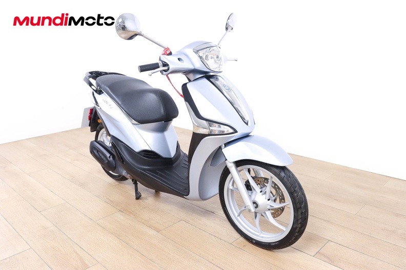 Motorbike image 1