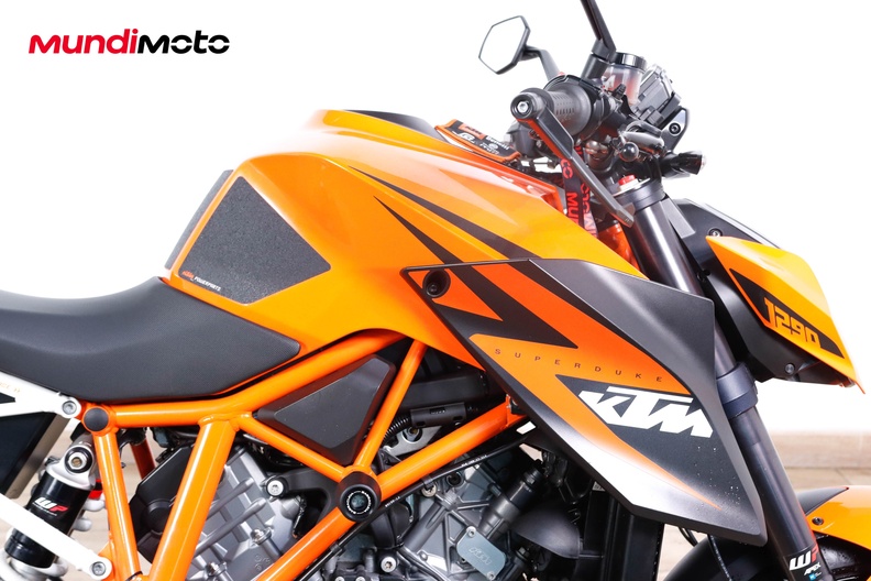 Motorbike image 13