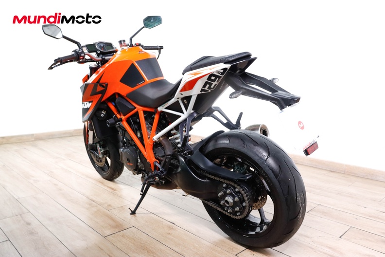 Motorbike image 7
