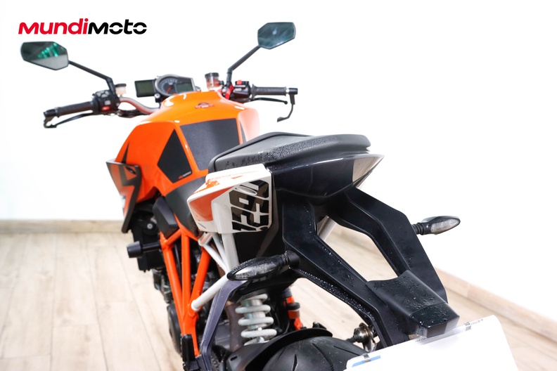 Motorbike image 8