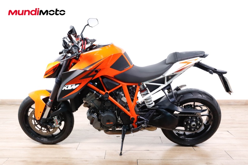 Motorbike image 5