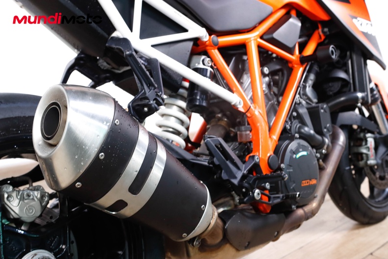 Motorbike image 3