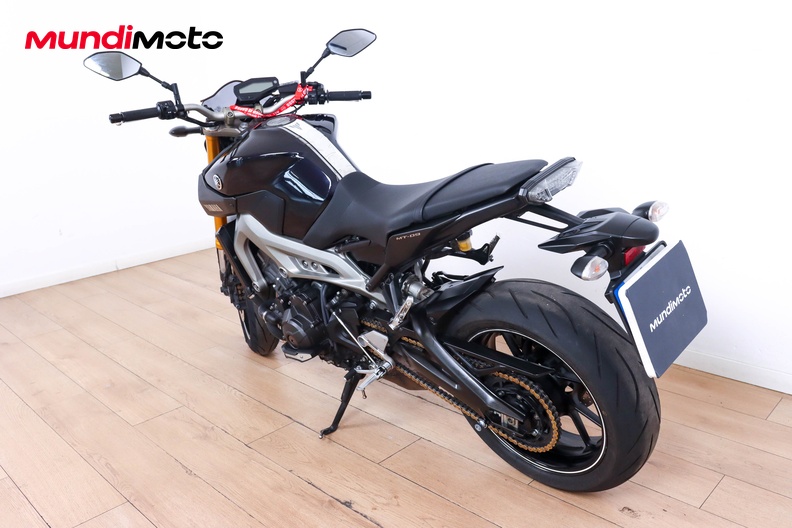 Motorbike image 6