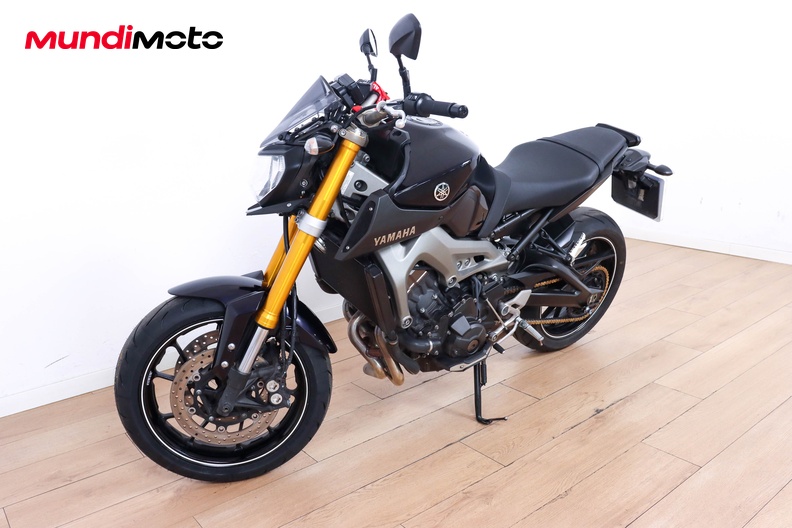 Motorbike image 7