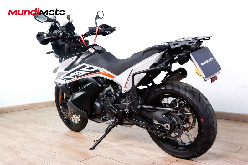 Motorbike image 6