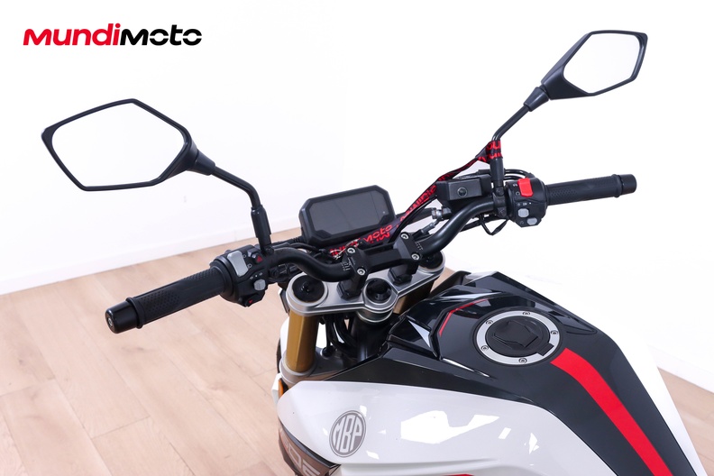 Motorbike image 10