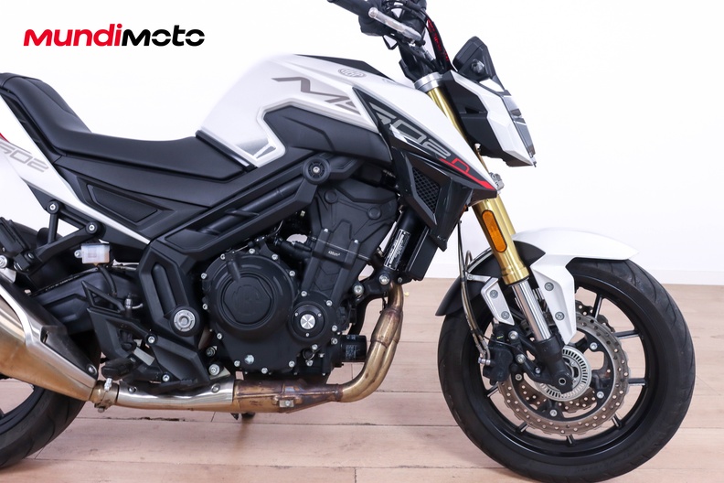 Motorbike image 13