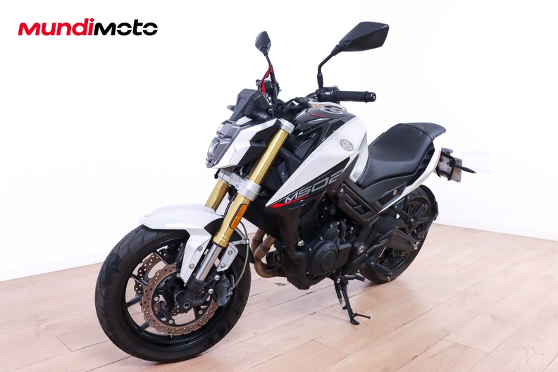 Motorbike image 6