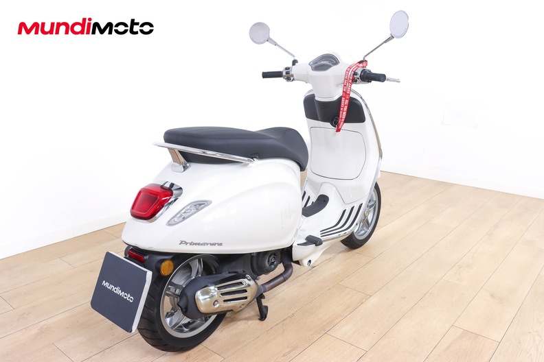 Motorbike image 2