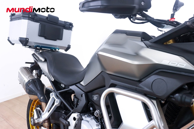 Motorbike image 12