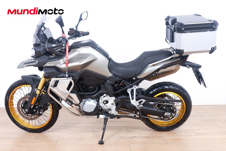 Motorbike image 5