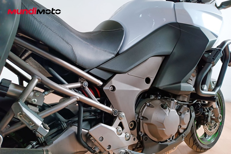 Motorbike image 3