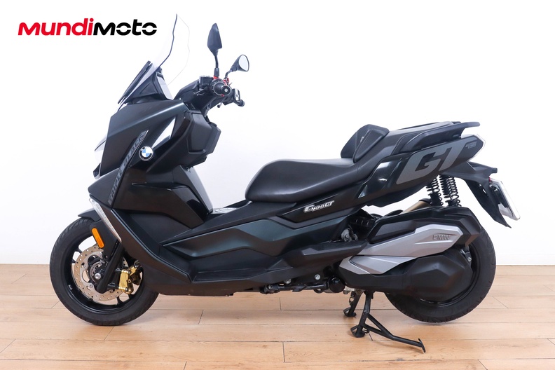 Motorbike image 5