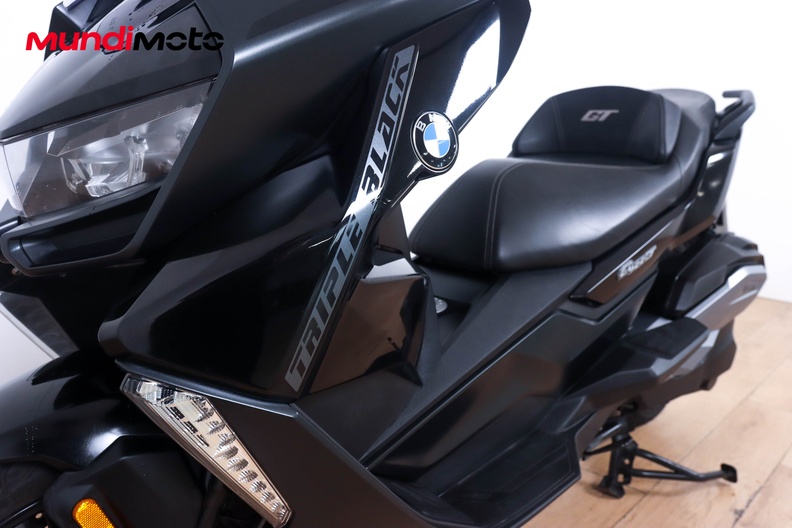 Motorbike image 8